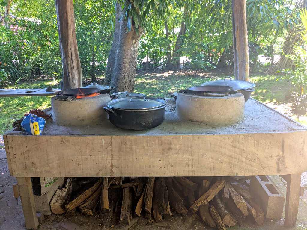 Traditional Clay Wood-Fired Stove (Fogón de Leña)